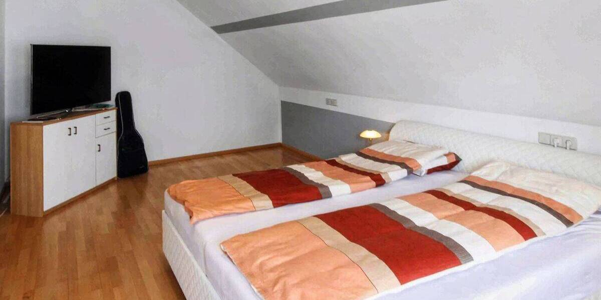 Doppelhaushälfte Karlsbad Langensteinbach - 5 Zimmer, 155 m&sup2;, 529.000&euro; | Angebot:25996981