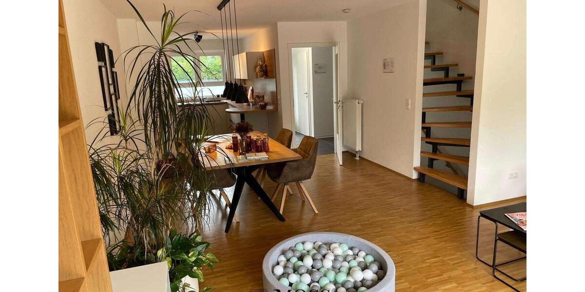 Reihenhaus Achern - 4.5 Zimmer, 125 m&sup2;, 1.740&euro; | Angebot:23860806