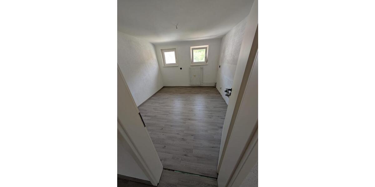 Dachgeschoßwohnung Höfen an der Enz - 2 Zimmer, 55 m&sup2;, 800&euro; | Angebot:25961943