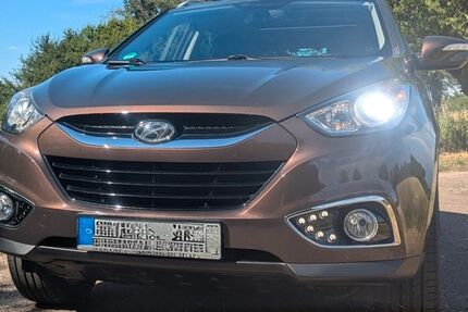 Hyundai ix35 102.000 km 8.850 &euro; Rastatt 76437
