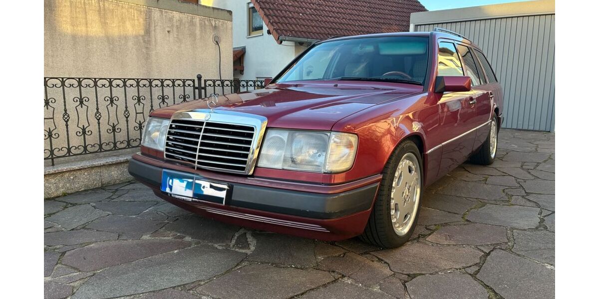 Mercedes-Benz 280 322.124 km 22.500 &euro; Kuppenheim 76456