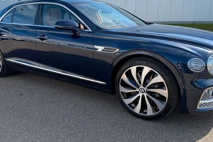 Bentley Flying Spur 8.321 km 169.900 &euro; Renchen 77871