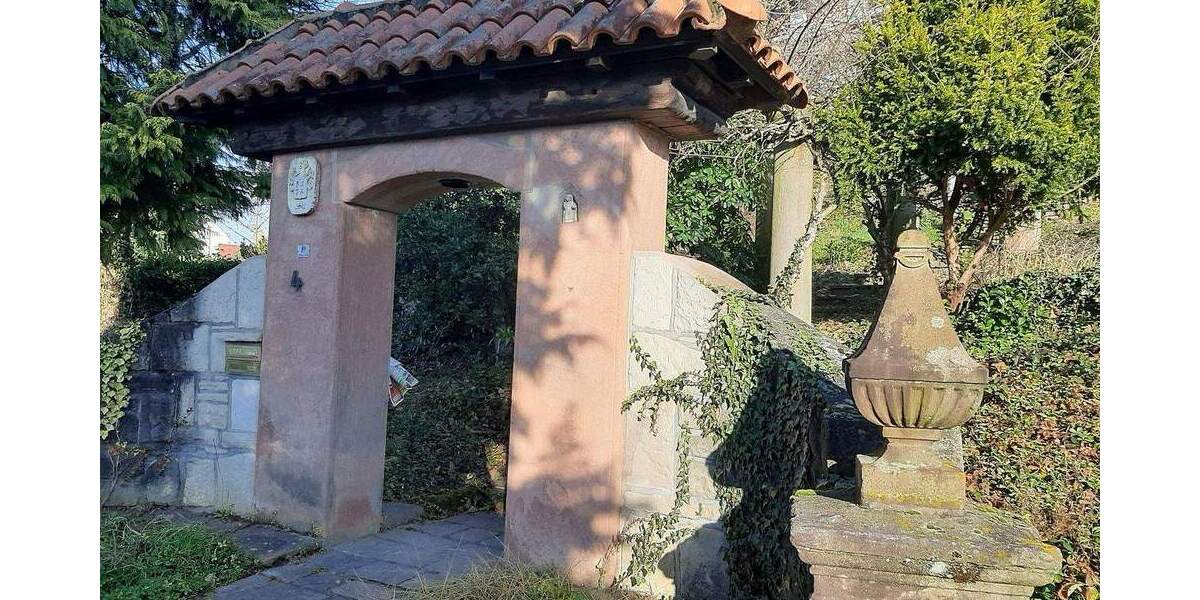 Einfamilienhaus Ottersweier Ortsgebiet - 7 Zimmer, 170 m&sup2;, 550.000&euro; | Angebot:25654336