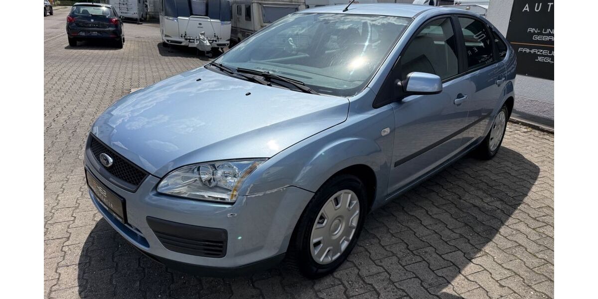 Ford Focus 121.000 km 3.800 &euro; Gaggenau 76571