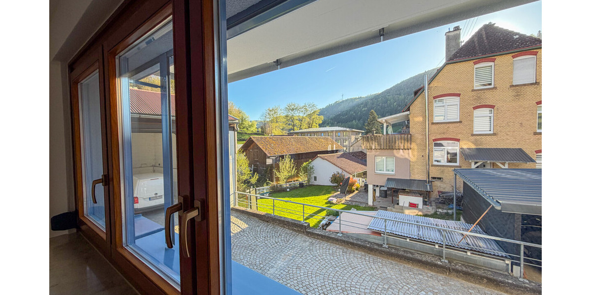 Sanierte 6,5 Zimmer Wohnung in zentraler Lage - Etagenwohnung Höfen an der Enz Höfen (Enz) | Angebot:26674879
