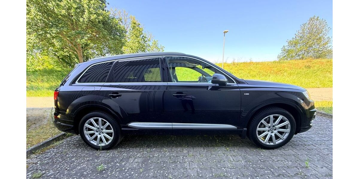 Audi Q7 118.000 km 34.500 &euro; Rastatt 76437