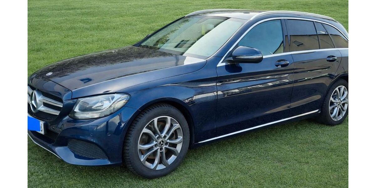 Mercedes-Benz 300 136.824 km 21.150 &euro; Bühl 77815