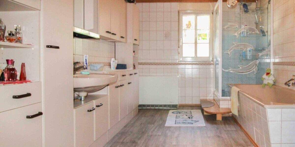 Einfamilienhaus Forbach Langenbrand - 6 Zimmer, 310.000&euro; | Angebot:25750702