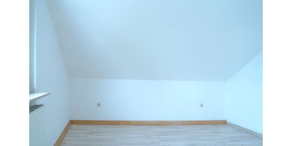 Dachgeschoßwohnung Baden-Baden Lichtental - 2 Zimmer, 63 m&sup2;, 710&euro; | Angebot:25721451