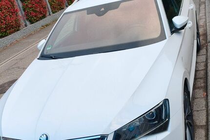 Skoda Superb 150.000 km 17.000 &euro; Gernsbach 76593