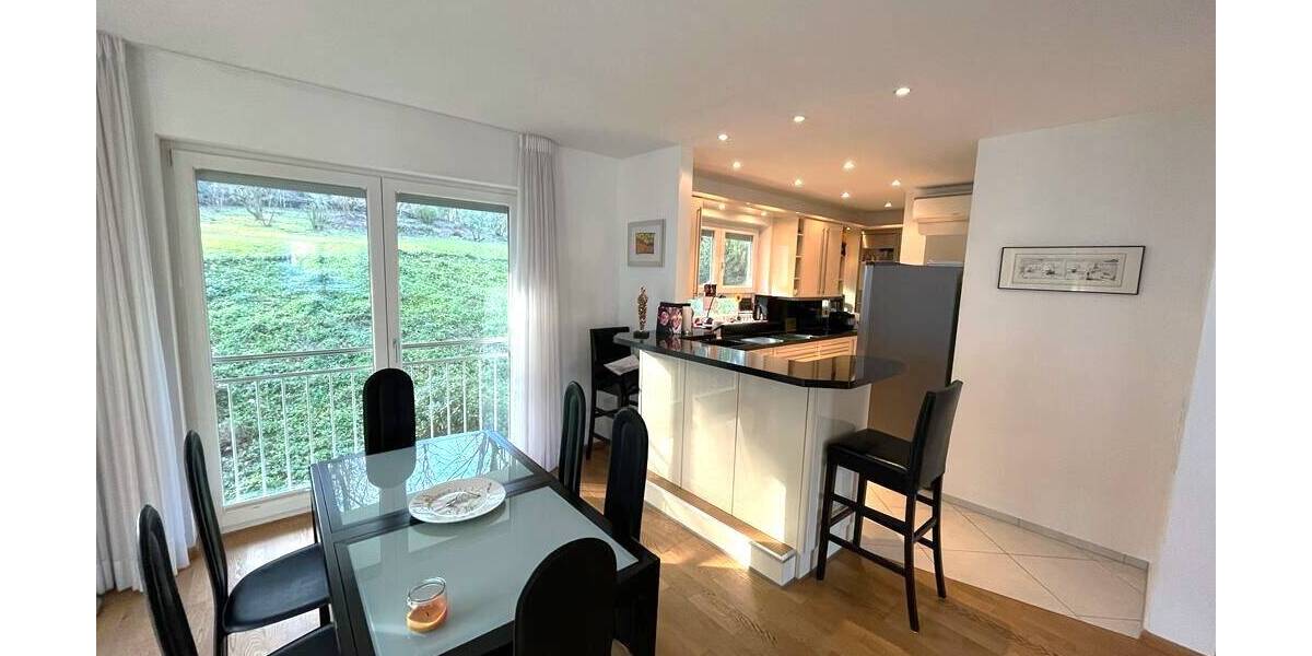 Etagenwohnung Baden-Baden Innenstadt - 3 Zimmer, 107 m&sup2;, 630.000&euro; | Angebot:25674407