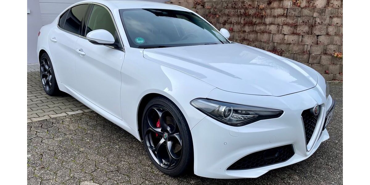 Alfa Romeo Giulia 74.000 km 20.950 &euro; Kappelrodeck 77876