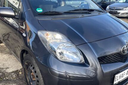 Toyota Yaris 120.900 km 3.600 &euro; Baden-Württemberg - Hechingen 72379