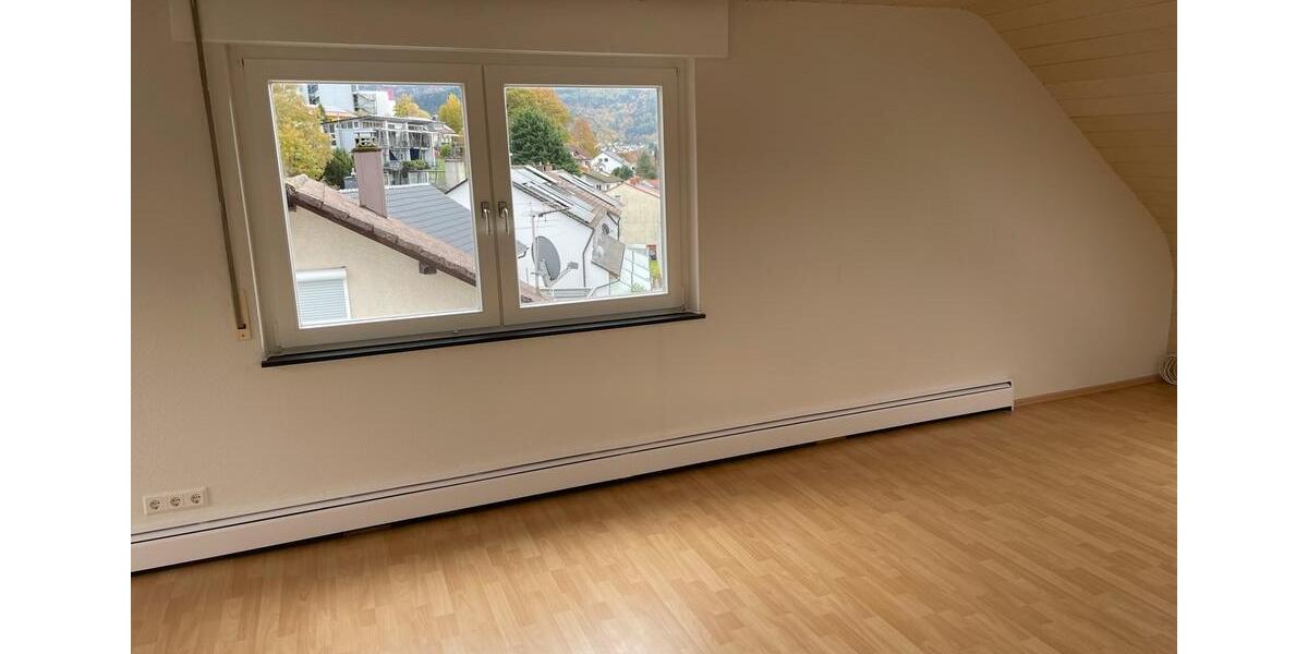 Dachgeschoßwohnung Gernsbach - 2 Zimmer, 54 m&sup2;, 600&euro; | Angebot:26654939