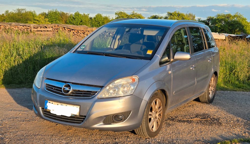 Opel Zafira 257.000 km 2.400 &euro; Au am Rhein 76474