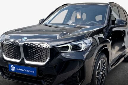 BMW iX1 7.607 km 52.990 &euro; Ettlingen 76275