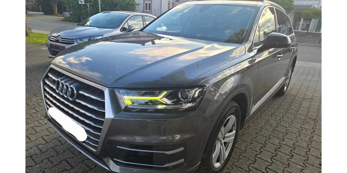Audi Q7 199.800 km 21.500 &euro; Rheinau 77866
