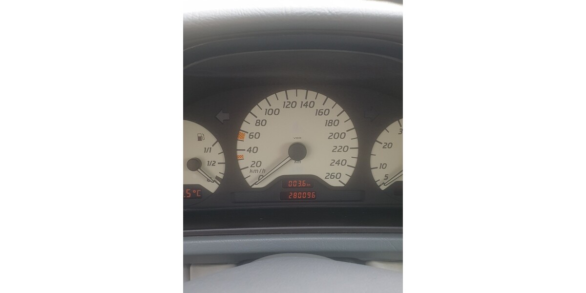 Mercedes-Benz CLK 290.000 km 2.000 &euro; Hagenbach 76767