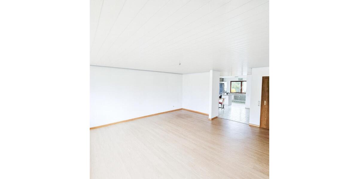 Erdgeschoßwohnung Malsch - 5 Zimmer, 138 m&sup2;, 1.175&euro; | Angebot:19031394