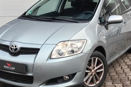Toyota Auris 173.500 km 4.990 &euro; Baden-Württemberg - Leingarten 74211