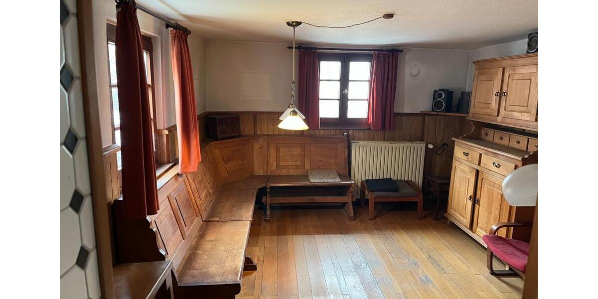 Mehrfamilienhaus, Wohnhaus Durmersheim - 9 Zimmer, 200 m&sup2;, 400.000&euro; | Angebot:25942535