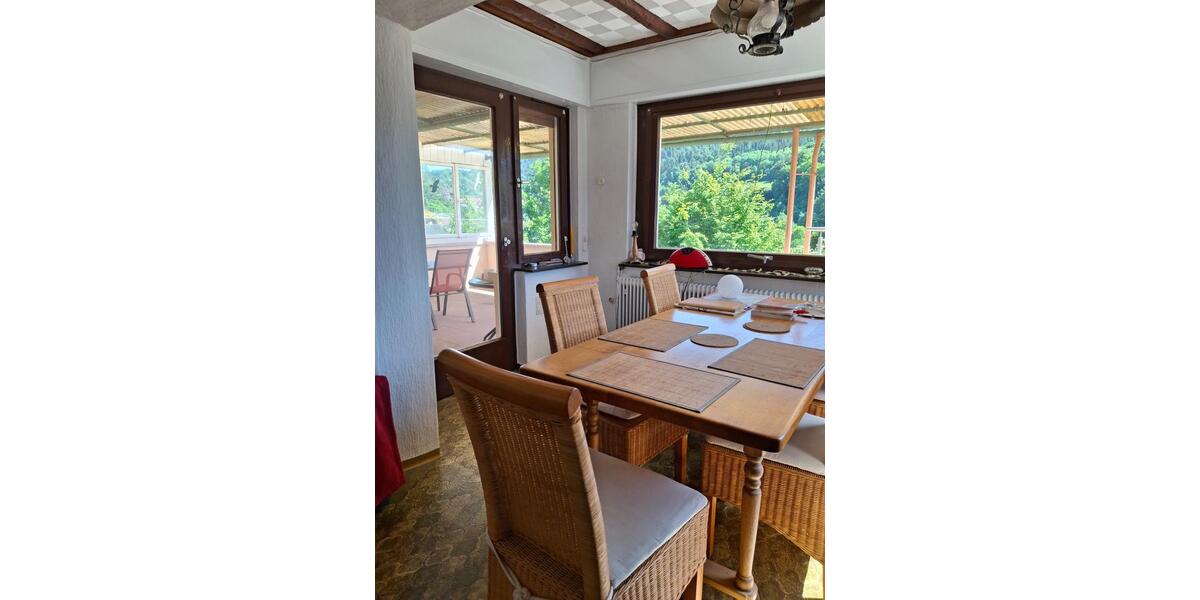 Einfamilienhaus Gernsbach - 7 Zimmer, 168 m&sup2;, 348.000&euro; | Angebot:27005935