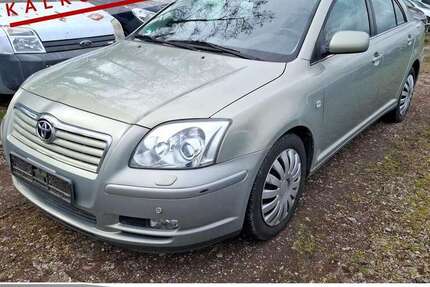 Toyota Avensis 220.971 km 2.185 &euro; Achern 77855