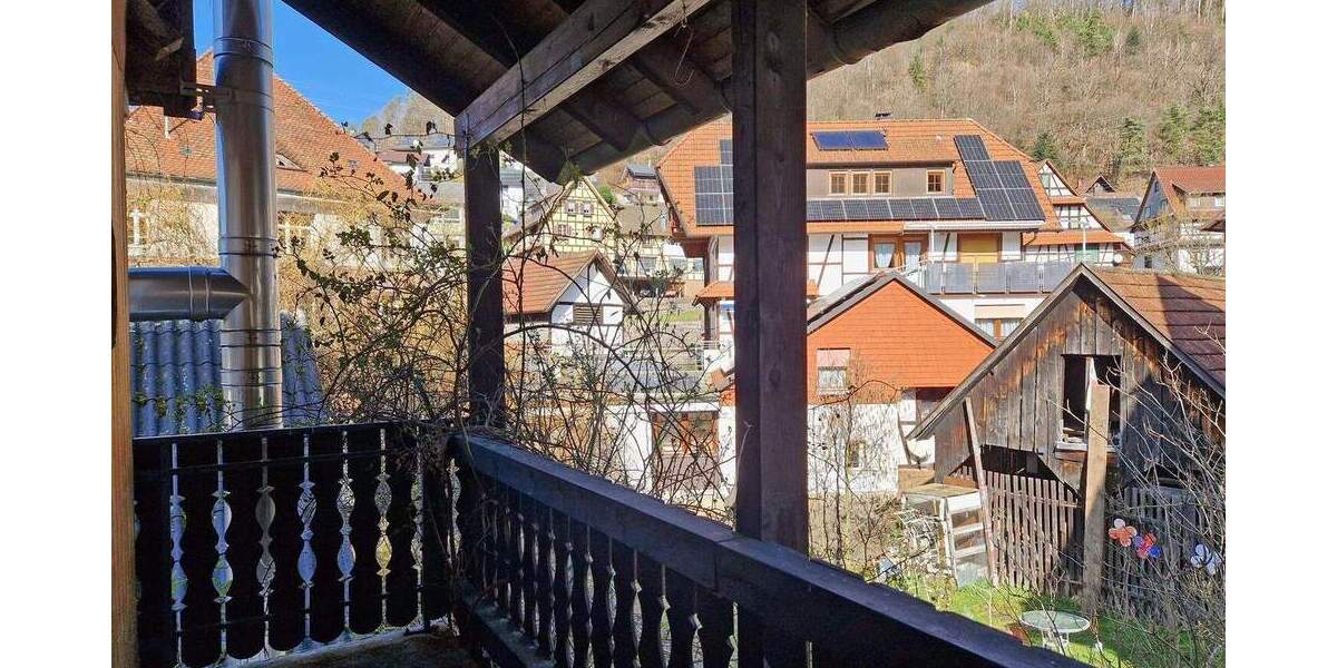 Doppelhaushälfte Gernsbach Reichental - 6 Zimmer, 109 m&sup2;, 125.000&euro; | Angebot:25747480