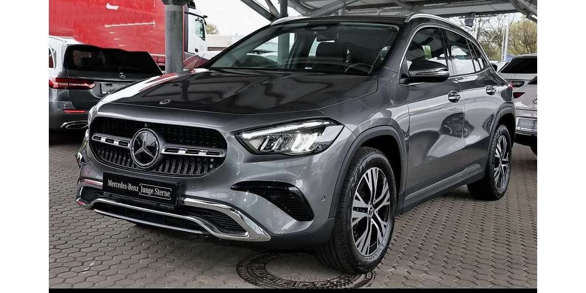 Mercedes-Benz GLA 180 11.500 km 33.680 &euro; Achern 77855