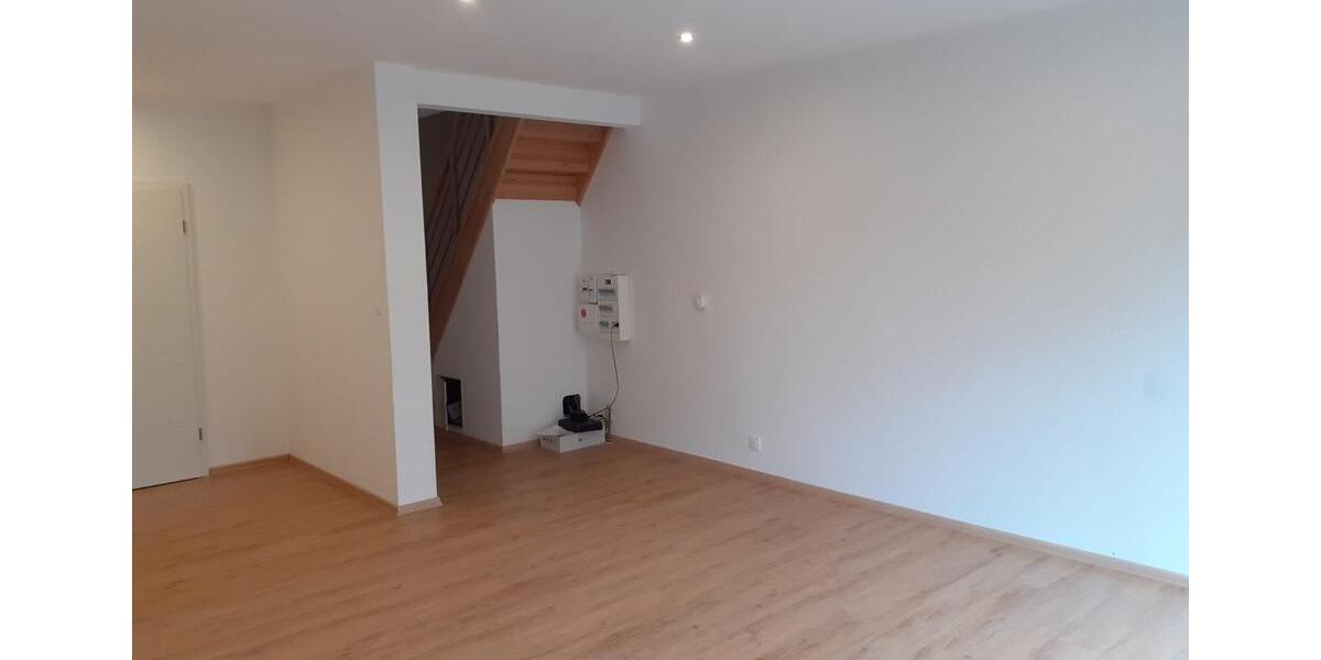 Maisonettenwohnung Iffezheim - 2 Zimmer, 55 m&sup2;, 740&euro; | Angebot:25934872