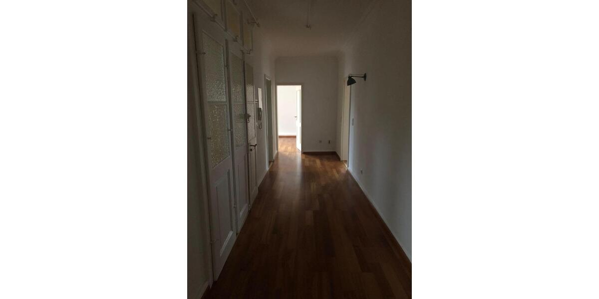Etagenwohnung Baden-Baden Baden - 3.5 Zimmer, 151 m&sup2;, 1.736&euro; | Angebot:24798681