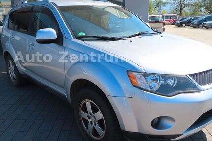 Mitsubishi Outlander 167.100 km 2.700 &euro; Bühl-Vimbuch 77815
