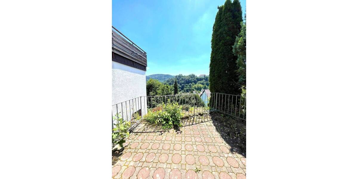 Einfamilienhaus Neuenbürg - 8 Zimmer, 185 m&sup2;, 439.000&euro; | Angebot:25725750