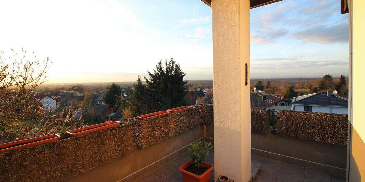 Etagenwohnung Ettlingen - 4 Zimmer, 108 m&sup2;, 359.900&euro; | Angebot:25675344