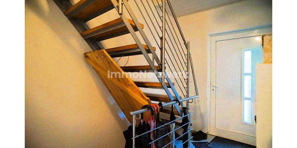 Einfamilienhaus Bad Wildbad - 5 Zimmer, 145 m&sup2;, 359.000&euro; | Angebot:25715472