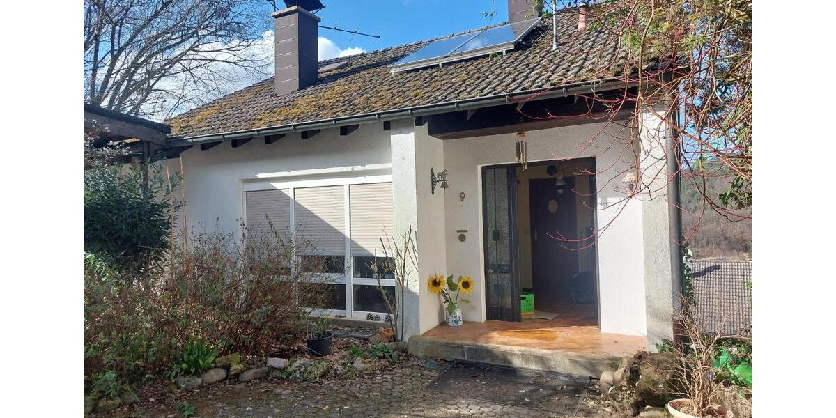 Einfamilienhaus Loffenau - 12 Zimmer, 187 m&sup2;, 333.000&euro; | Angebot:25962787