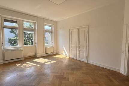 Gewerbeobjekt Baden-Baden Baden - 2.500&euro; | Angebot:23661932