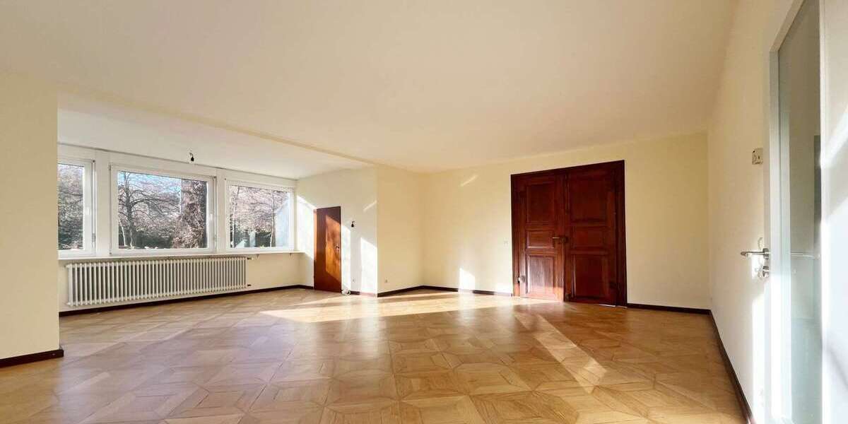 Etagenwohnung Baden-Baden Baden - 3 Zimmer, 120 m&sup2;, 1.060&euro; | Angebot:23907419