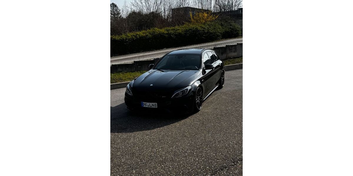 Mercedes-Benz C 63 AMG 70.000 km 45.000 &euro; Karlsbad 76307