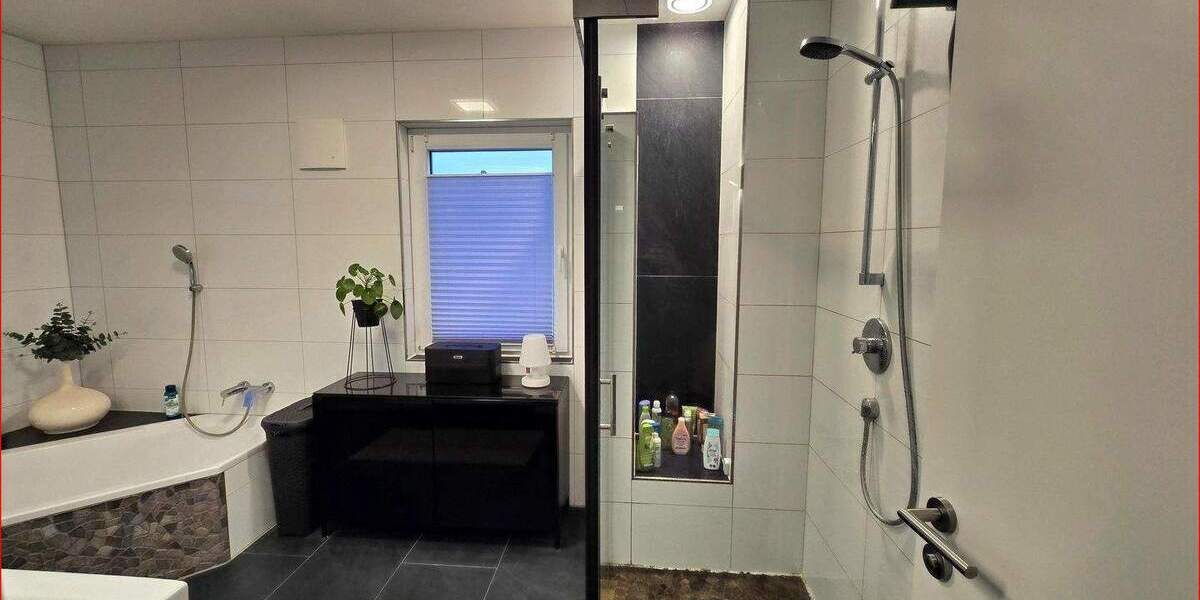 Einfamilienhaus Neuenbürg Arnbach - 6 Zimmer, 144 m&sup2;, 679.000&euro; | Angebot:25665821