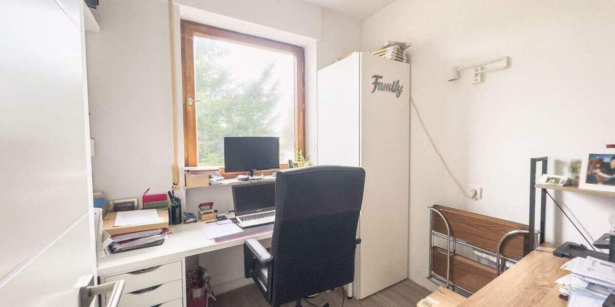 Mehrfamilienhaus, Wohnhaus Dobel - 1 Zimmer, 290 m&sup2;, 569.000&euro; | Angebot:25718554