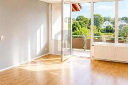 GROZÜGIG MIT BALKON, AUFZUG UND STELLPLATZ - Wohnung Hügelsheim | Angebot:27485115