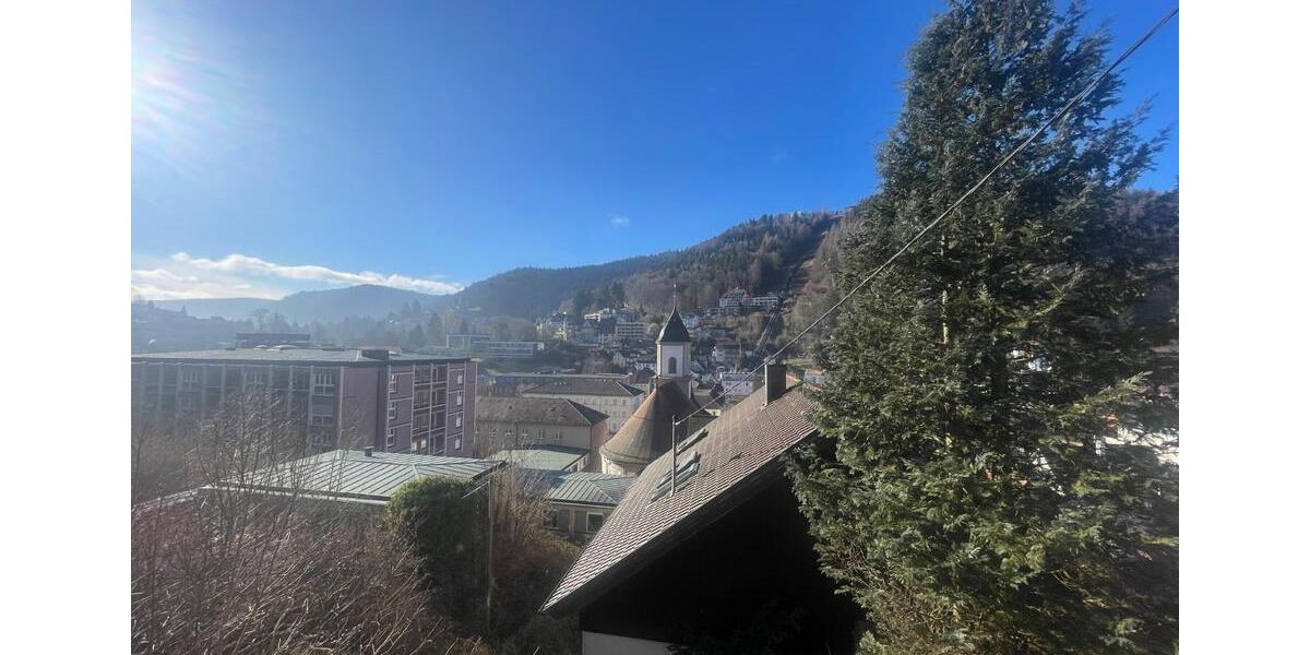 Mehrfamilienhaus, Wohnhaus Bad Wildbad - 7 Zimmer, 160 m&sup2;, 299.000&euro; | Angebot:24698220