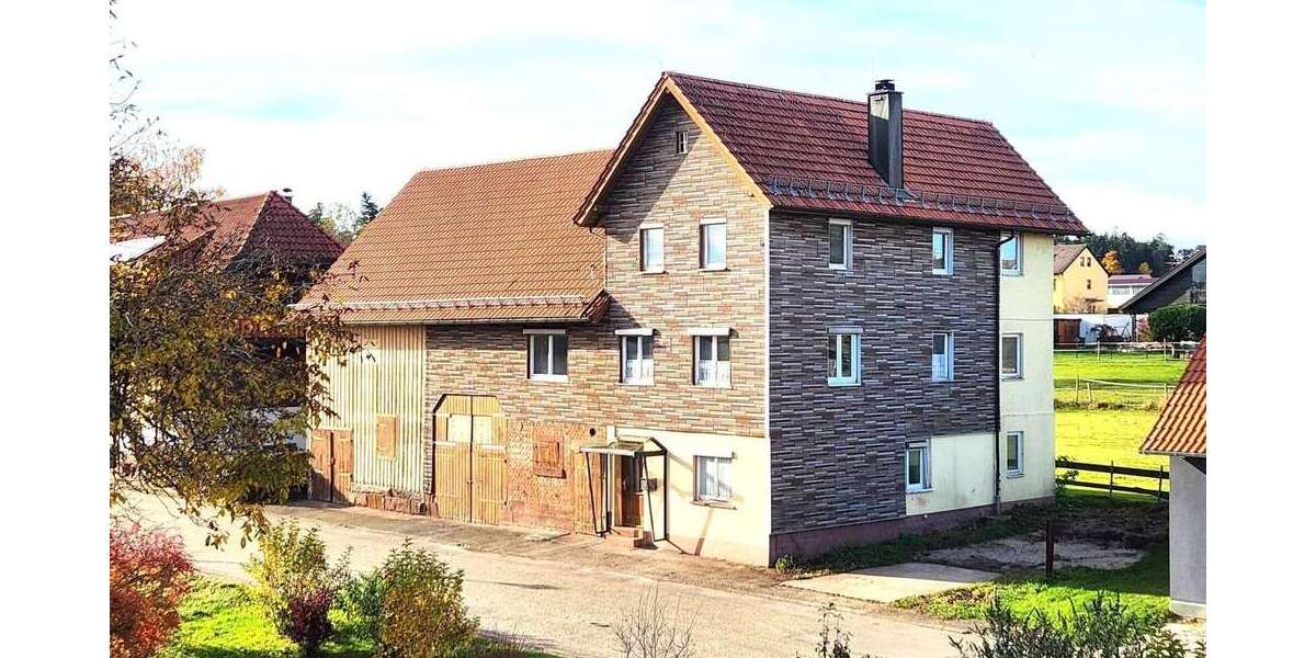 Einfamilienhaus Simmersfeld - OT OT - 7 Zimmer, 163 m&sup2;, 159.000&euro; | Angebot:25373459