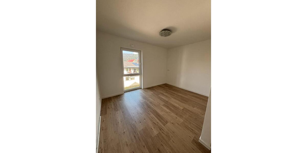 Einfamilienhaus Loffenau - 5 Zimmer, 158 m&sup2;, 790.000&euro; | Angebot:25979312