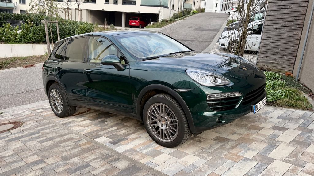Porsche Cayenne 229.000 km 19.980 &euro; Baden-Baden 76532