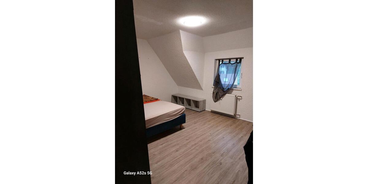Etagenwohnung Renchen - 4 Zimmer, 95 m&sup2;, 800&euro; | Angebot:24976130