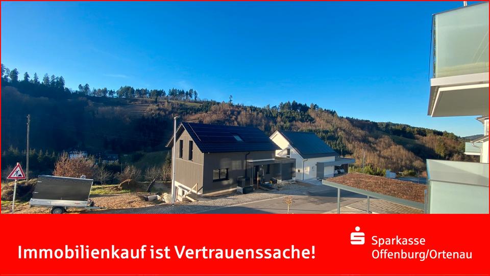 Etagenwohnung Oberkirch - 4 Zimmer, 102 m&sup2;, 1.215&euro; | Angebot:24570782