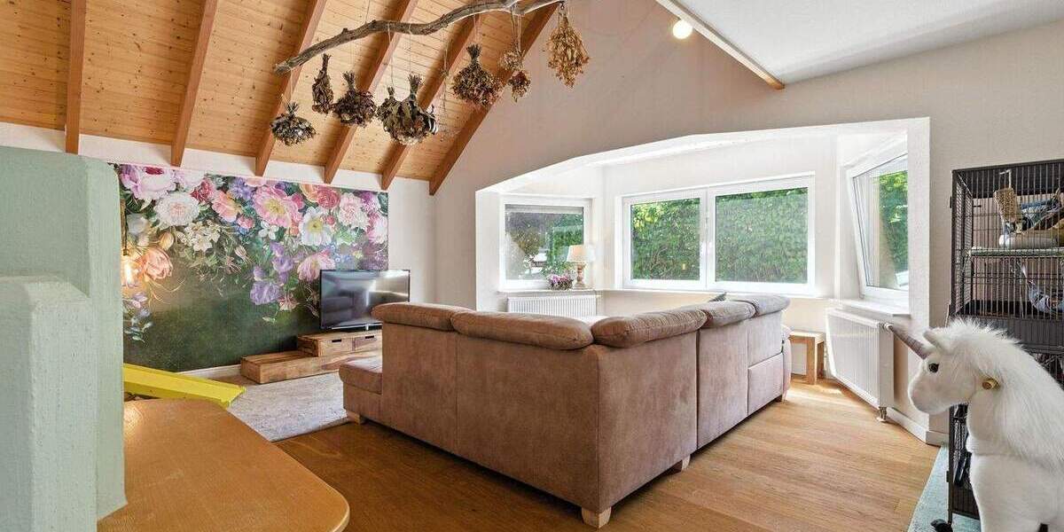 Einfamilienhaus Marxzell Pfaffenrot - 8 Zimmer, 234 m&sup2;, 580.000&euro; | Angebot:25728697