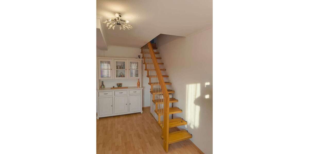 Helle Maisonette mit Dachspitze und Stellplätzen - Maisonettenwohnung Rastatt | Angebot:26302142